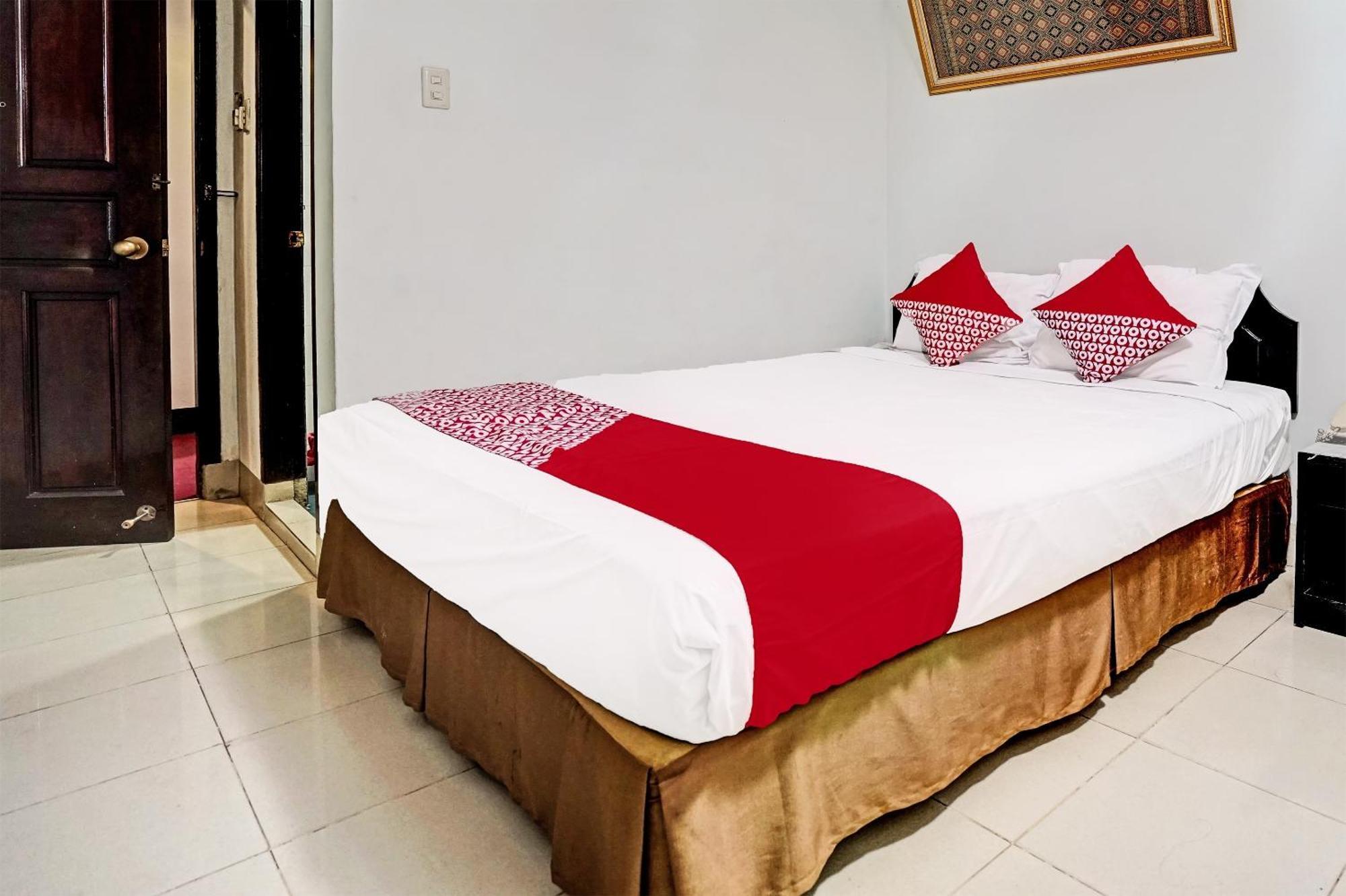 Super Oyo 91805 Hotel Wisma Bari 팔렘방 외부 사진