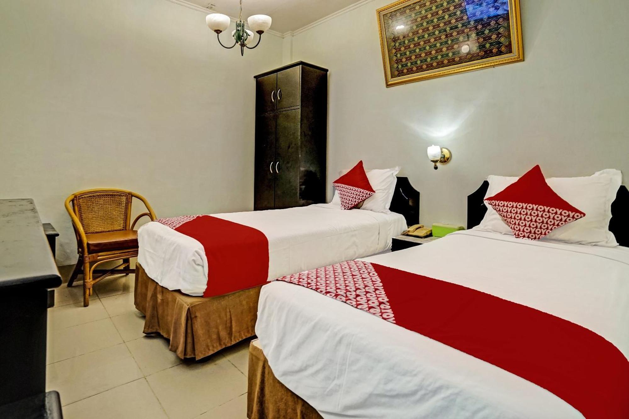 Super Oyo 91805 Hotel Wisma Bari 팔렘방 외부 사진